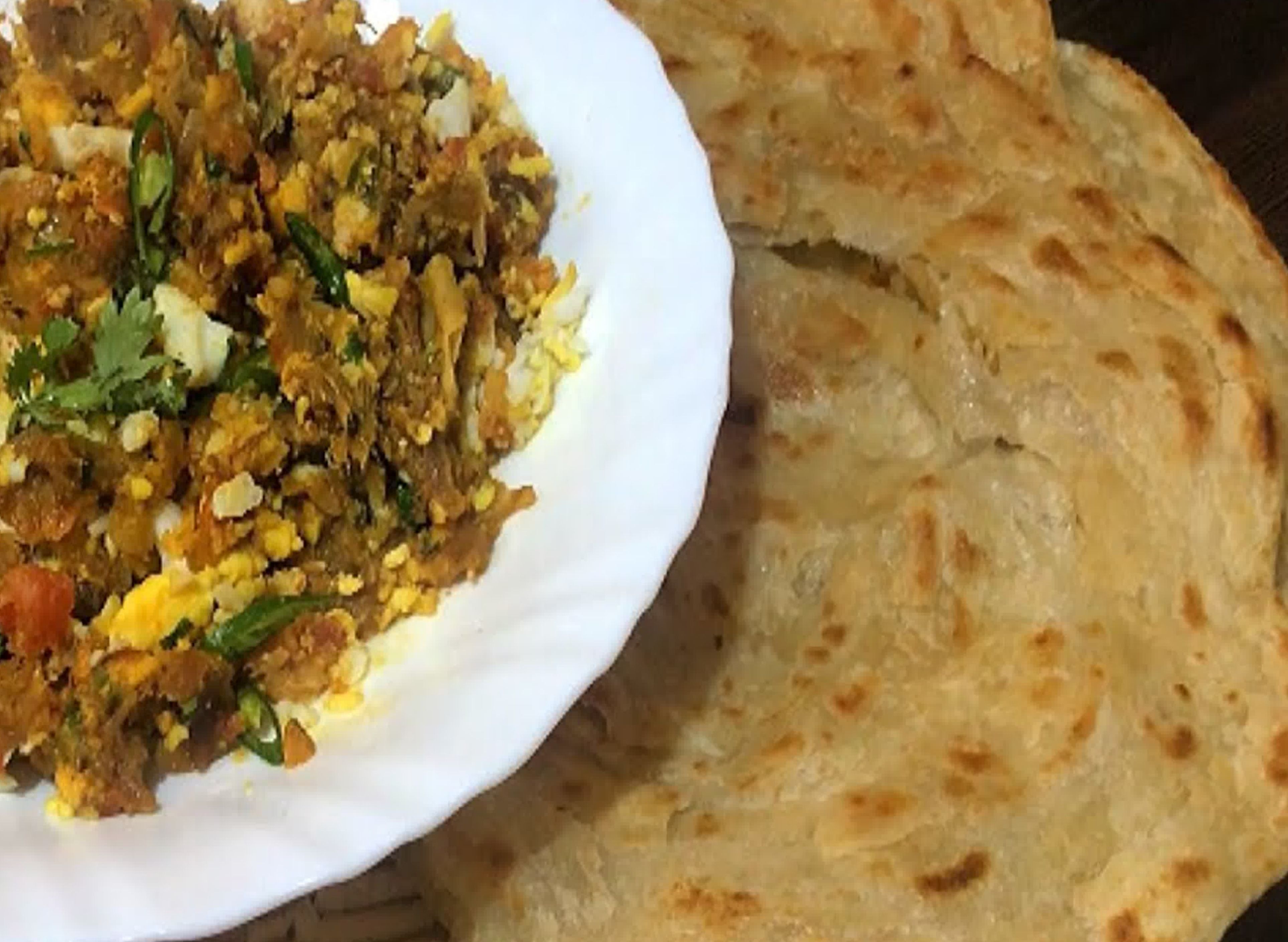 Heavy Lunch - (5 Roti & Anda Pyaz Salan)