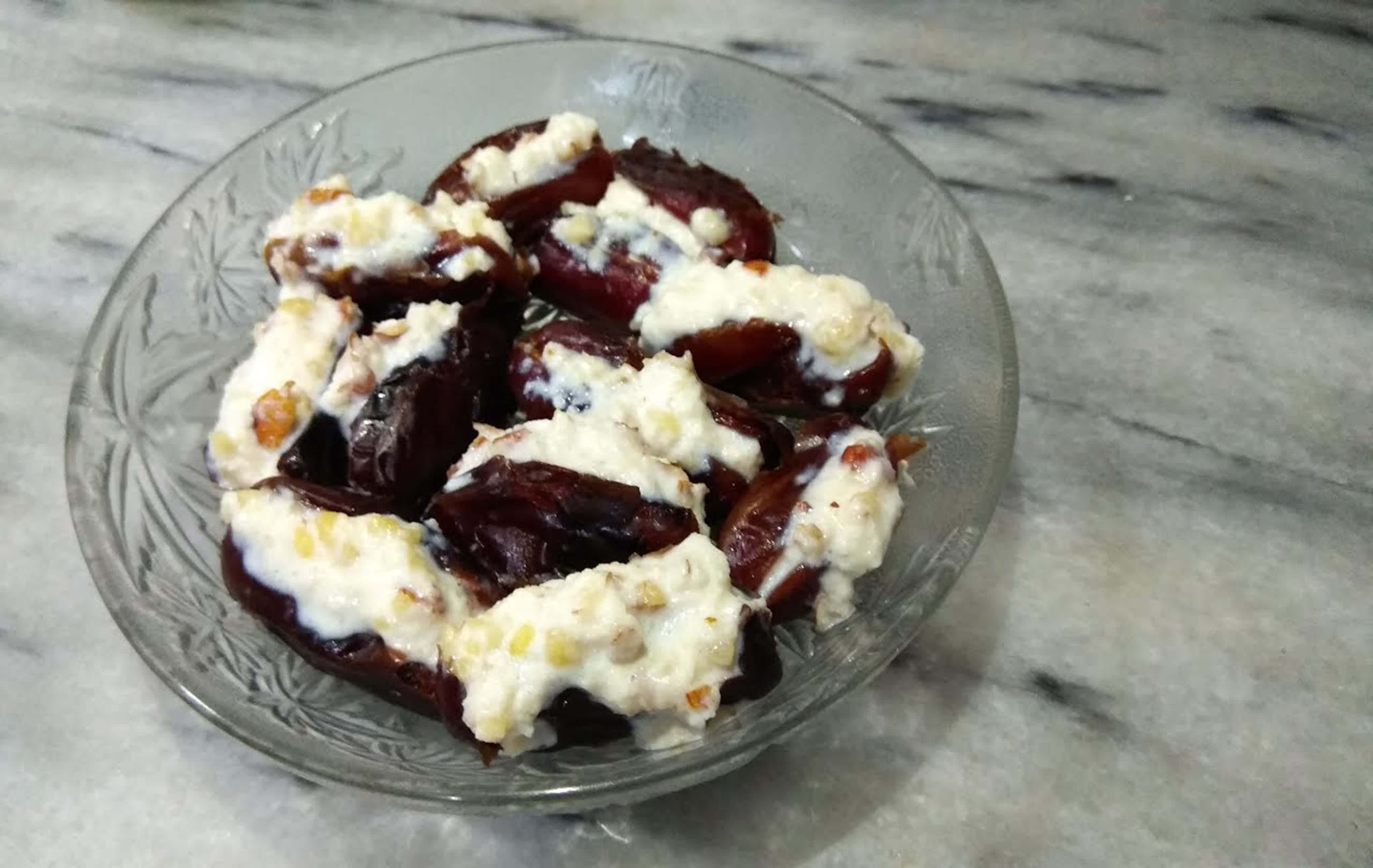 Malai Wali Khajor (2pc)