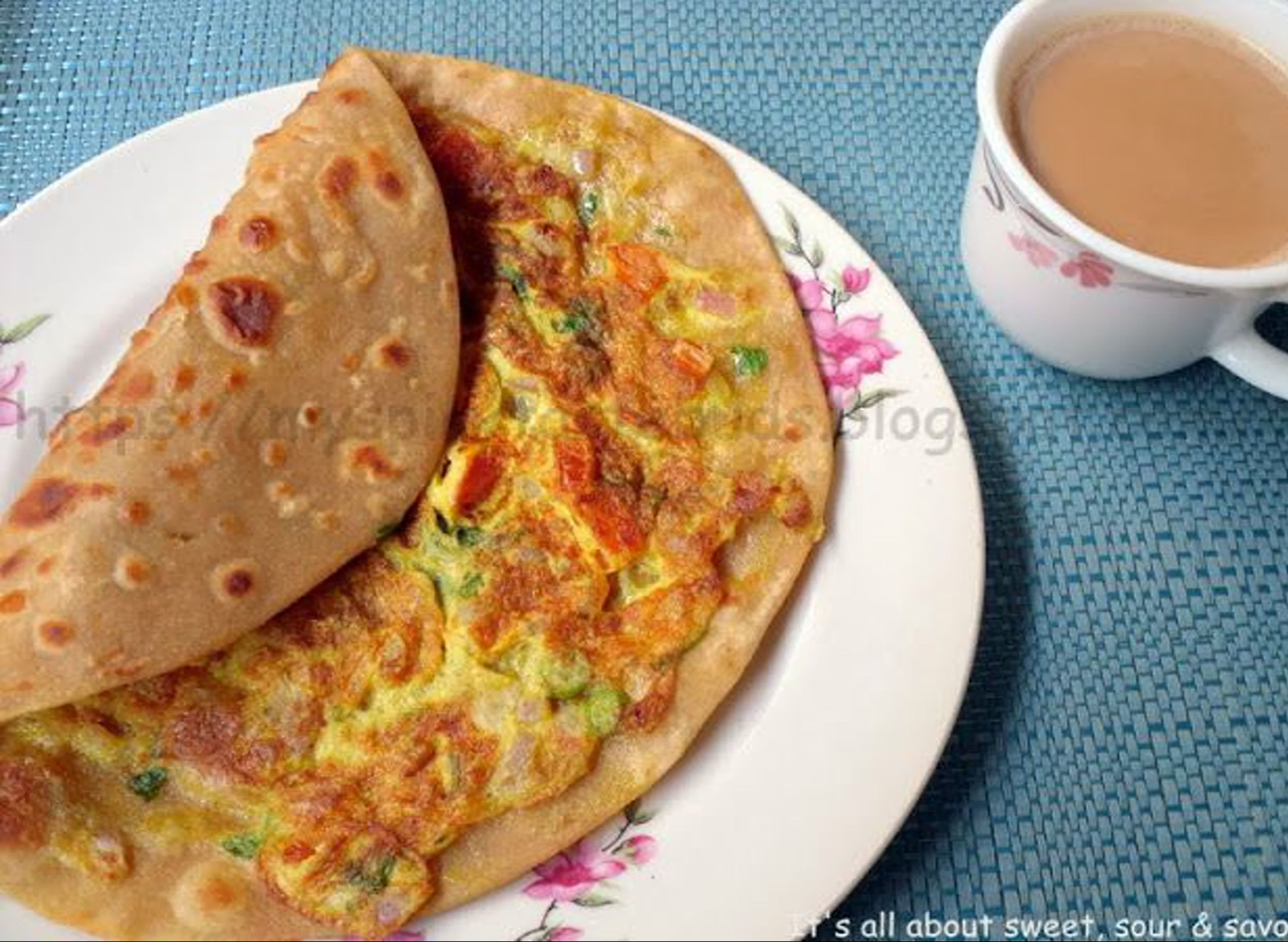 Nashta Deal - (2 Prathy & 1 Omelet)