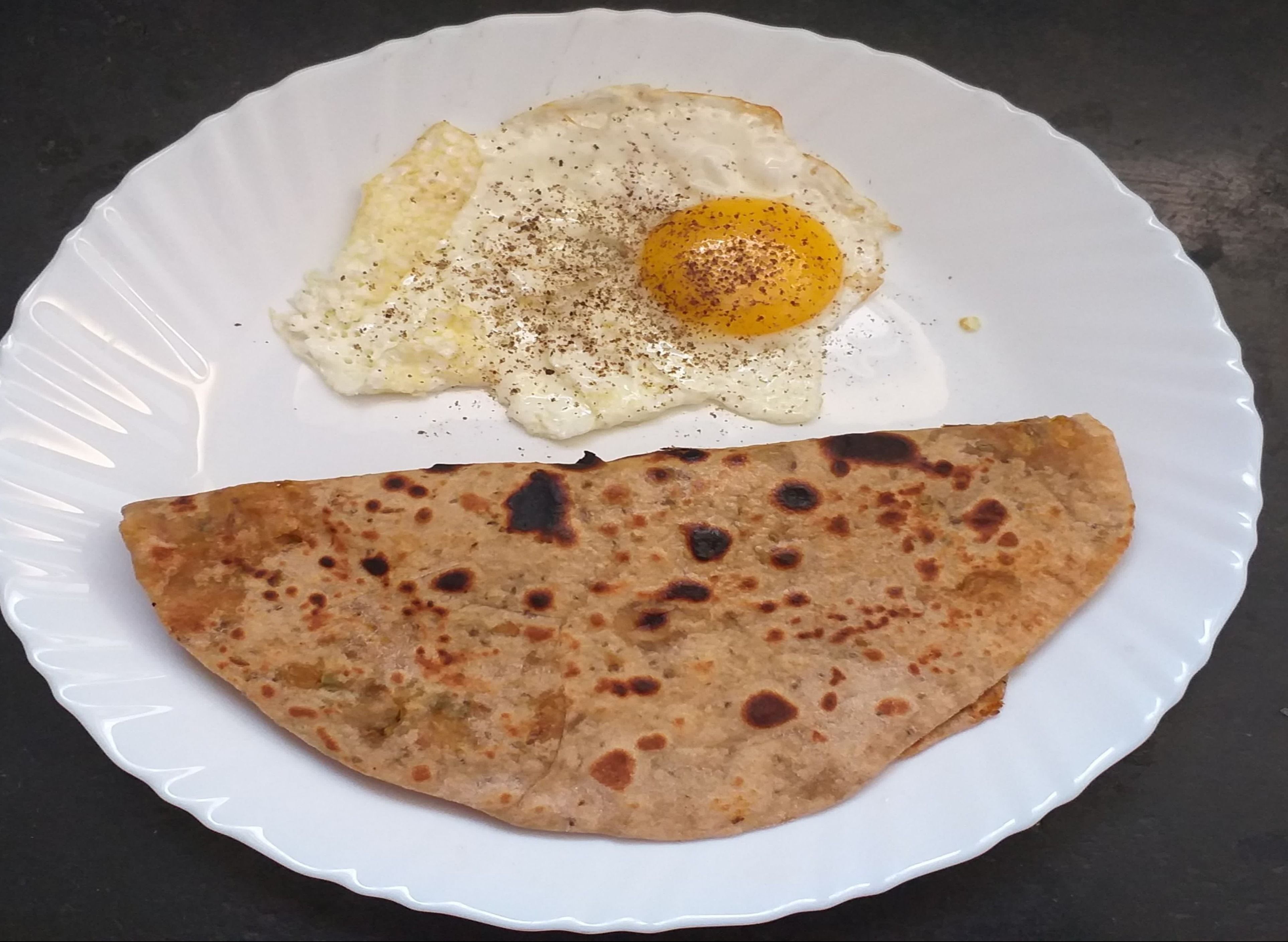 Deal 1 - (Paratha & Fry Egg & Omelette)